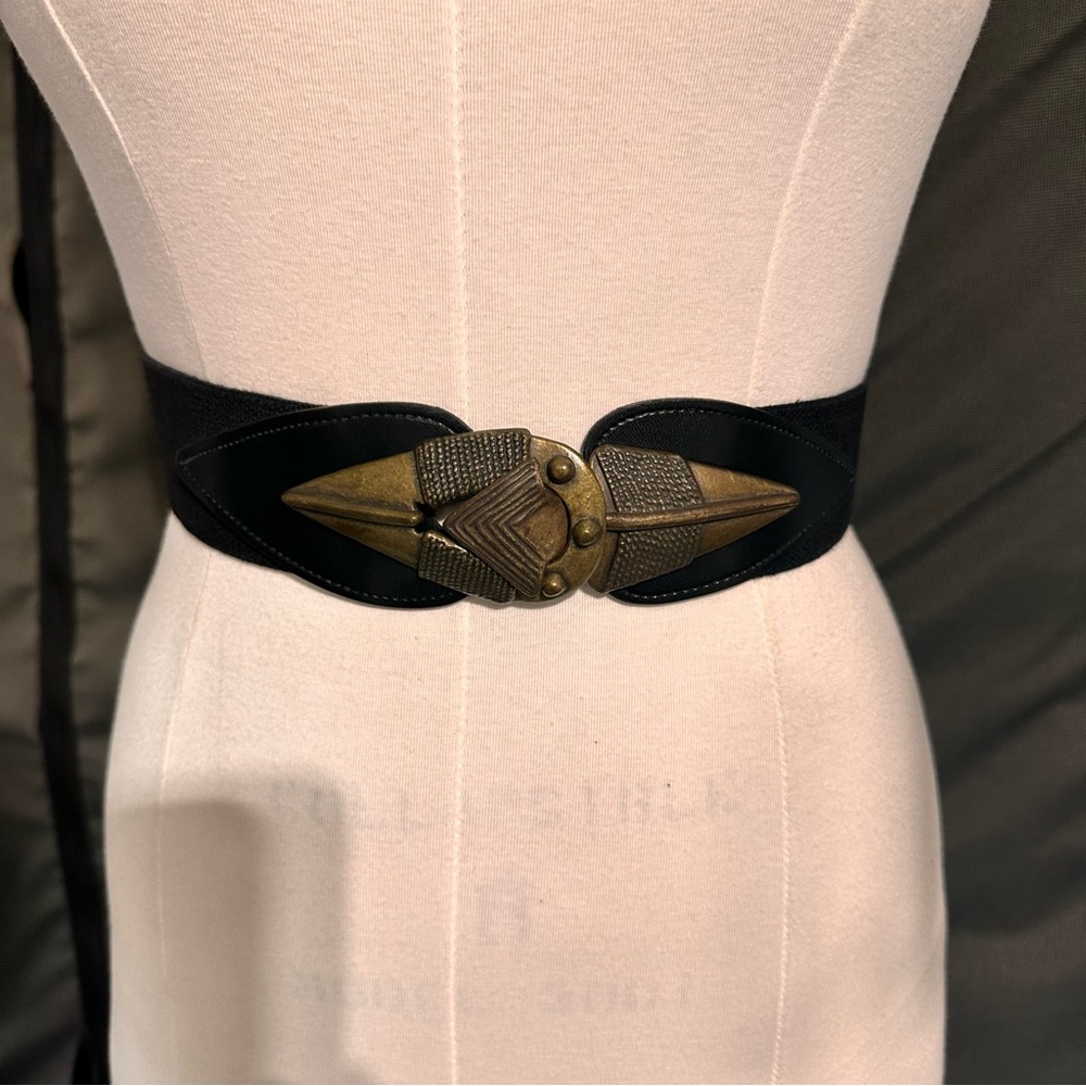 Motion East Vintage Black Stretch Belt M Arrowhead Latch Buckle Womens USA Made